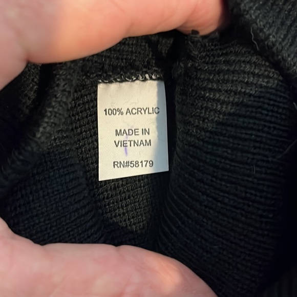 Martin & Co beanie. 1775 - Picture 3 of 3